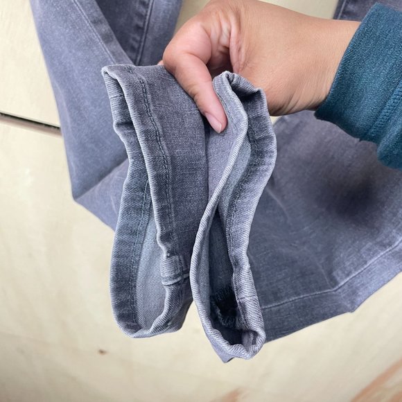 Loft Outlet Women's Sz 8 Curvy Skinny Grey Wash Jean Tapered Stretch Cotton Blnd - Picture 10 of 12